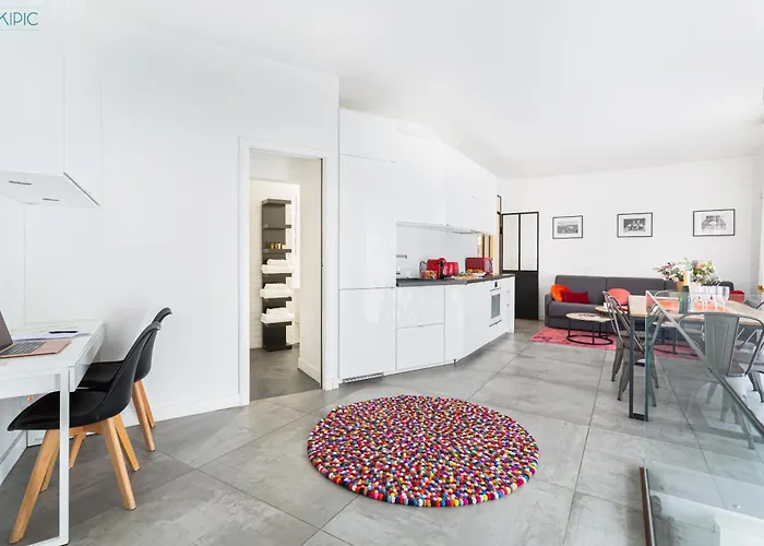 아파트 Spacious 90sqm - Zen Latin District - Notre-dame